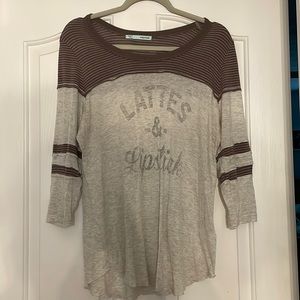 Maurices size large super comfy shirt! 3/4 length sleeves. Like new!